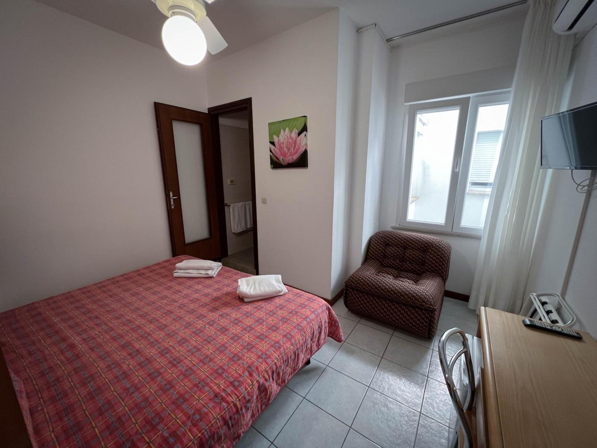 Hotel Zen Lignano Sabbiadoro Buitenkant foto