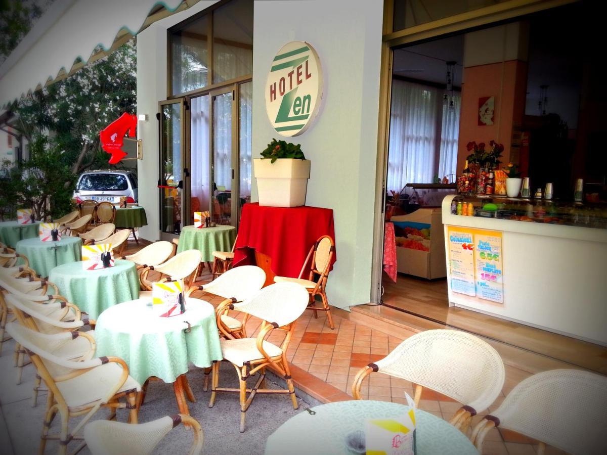Hotel Zen Lignano Sabbiadoro Buitenkant foto