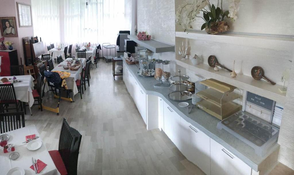 Hotel Zen Lignano Sabbiadoro Buitenkant foto